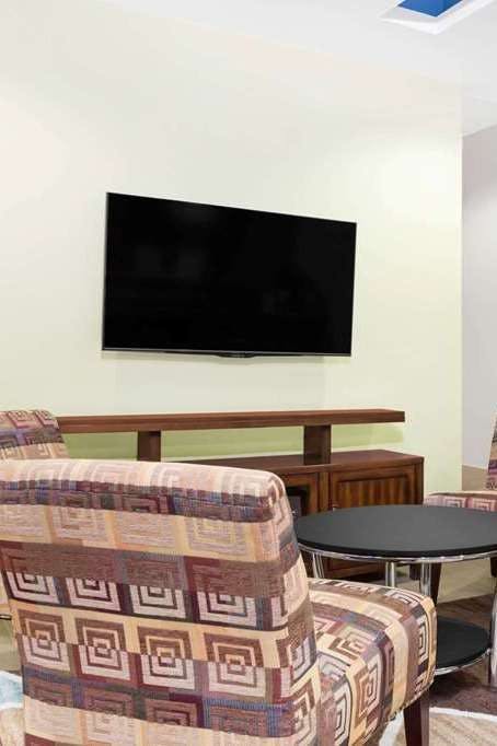 Hotel Days Inn Madisonville photo 3