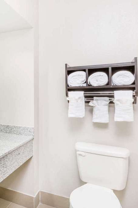 Hotel Days Inn Madisonville photo 4