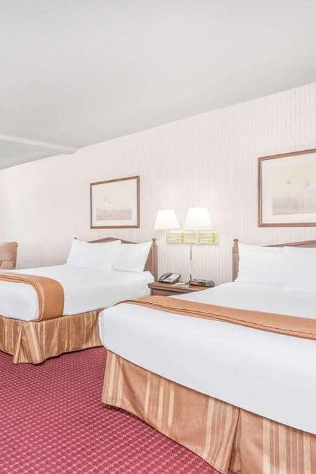 Hotel Travelodge by Wyndham Juneau photo 2