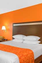 Hotel Howard Johnson Beckley photo 1