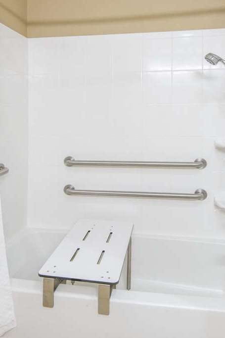 Hotel Microtel Inn & Suites by Wyndham North Canton photo 4