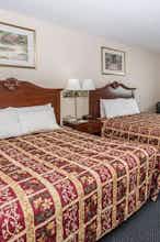 Hotel Days Inn & Suites by Wyndham Morris/I-80 photo 2