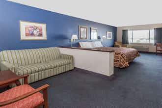 Hotel Days Inn & Suites by Wyndham Morris/I-80 photo 5