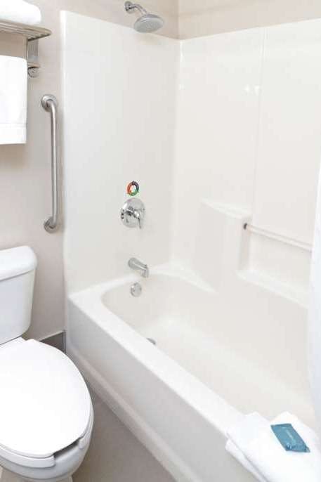 Hotel Wyndham Garden McAllen at La Plaza Mall photo 5