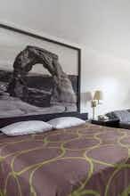 Hotel Super 8 Logan photo 1