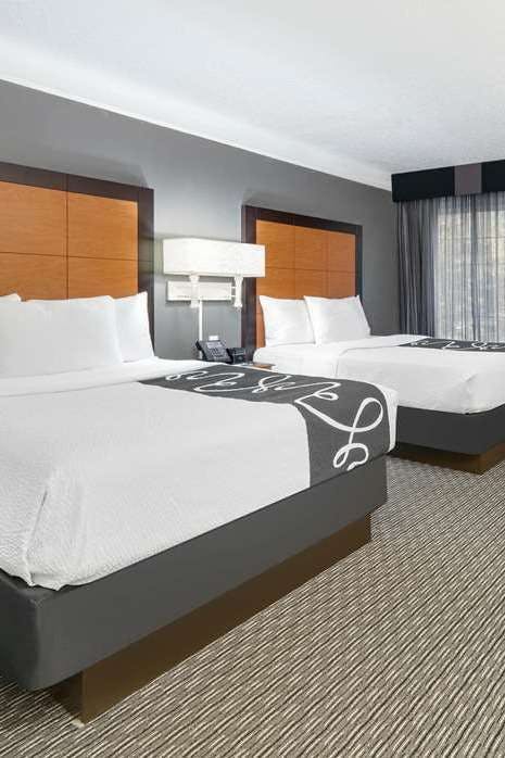 Hotel La Quinta Inn & Suites by Wyndham Dallas - Addison Galleria photo 2