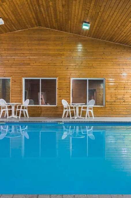 Hotel Baymont by Wyndham Baldwin photo 4