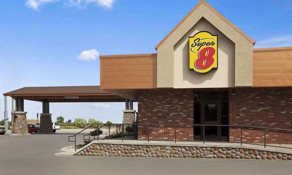 Super 8 by Wyndham Conrad