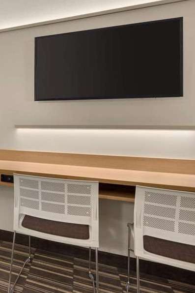 Hotel Microtel Inn & Suites by Wyndham Gambrills photo 4