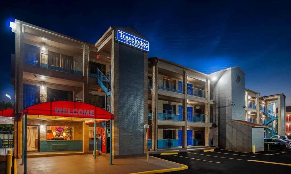 Travelodge by Wyndham Houston Hobby Airport