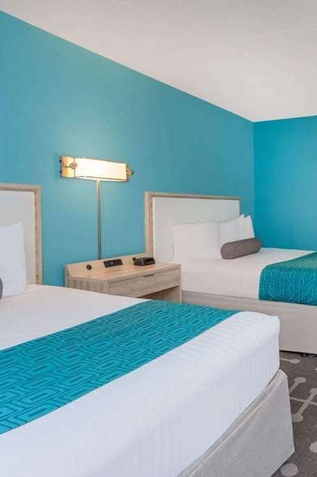 Hotel Howard Johnson by Wyndham Mystic photo 2