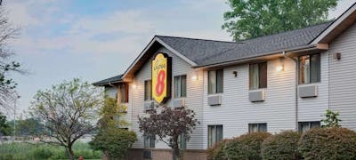 Super 8 Mentor Cleveland Area
