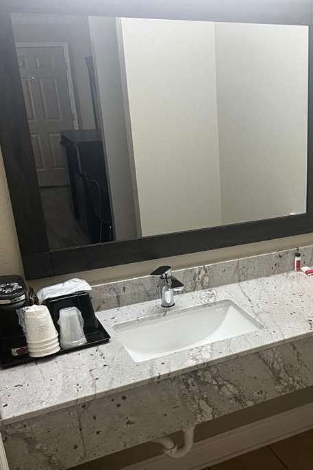 Hotel Super 8 by Wyndham Picayune photo 4