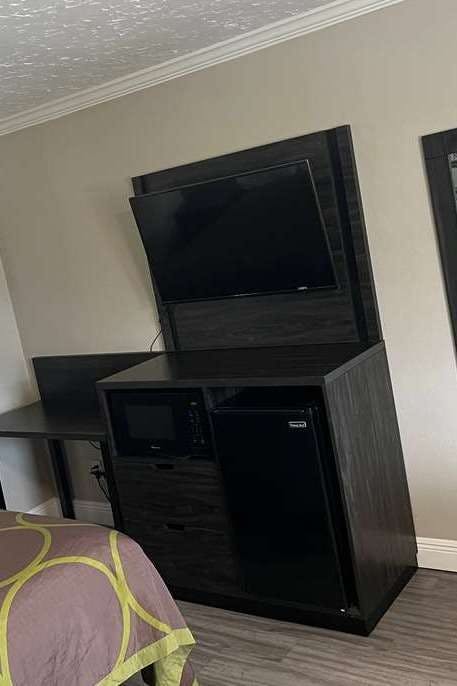 Hotel Super 8 by Wyndham Picayune photo 3