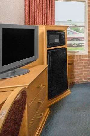 Hotel Super 8 by Wyndham Blytheville photo 5