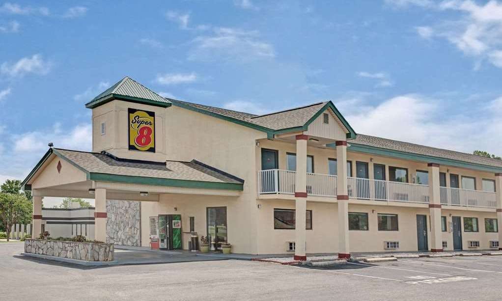 Super 8 by Wyndham Shelby