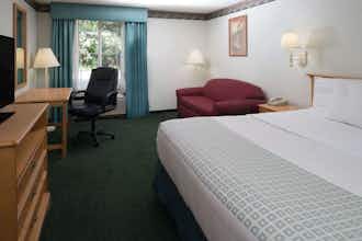 Hotel Baymont Coeur d Alene photo 3