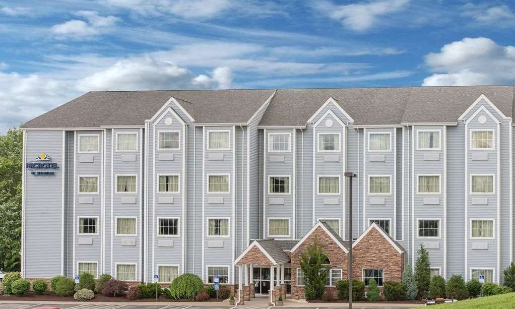 Microtel Inn & Suites by Wyndham Waynesburg