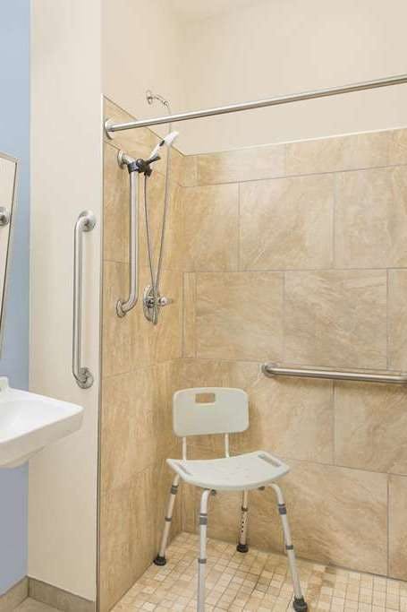 Hotel Microtel Inn & Suites by Wyndham Waynesburg photo 3