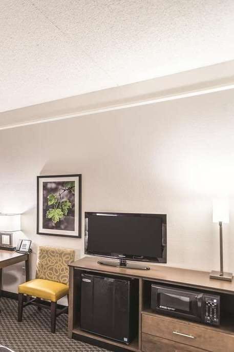 Hotel La Quinta Inn & Suites by Wyndham Flagstaff photo 3