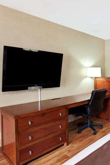 Hotel Travelodge by Wyndham Culver City photo 3