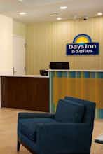 Hotel Days Inn and Suites Caldwell photo 4