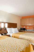 Hotel Days Inn and Suites Caldwell photo 2