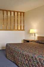 Hotel Super 8 Pendleton photo 1