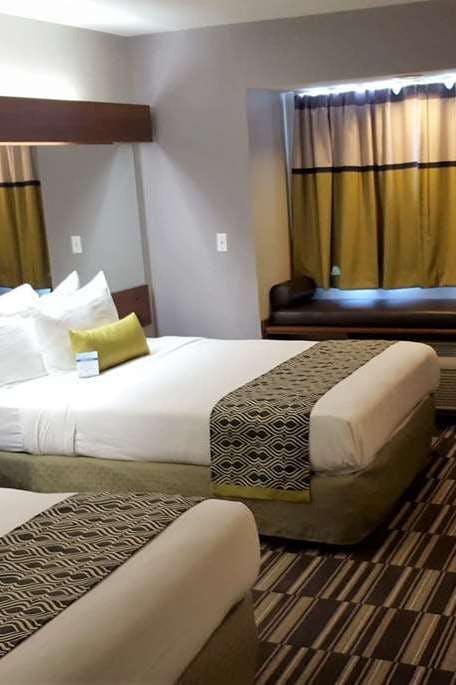 Hotel Microtel Bellevue Omaha photo 2