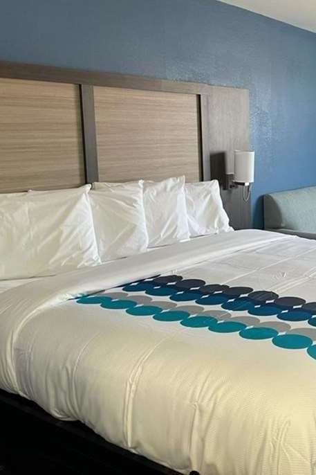 Hotel BU Blackwell I-35 photo 2