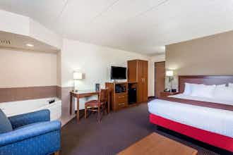 Hotel AmericInn Monroe photo 5
