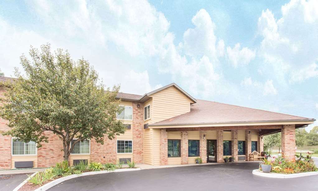 Baymont by Wyndham Muskegon