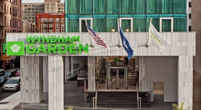 Wyndham Garden Chinatown