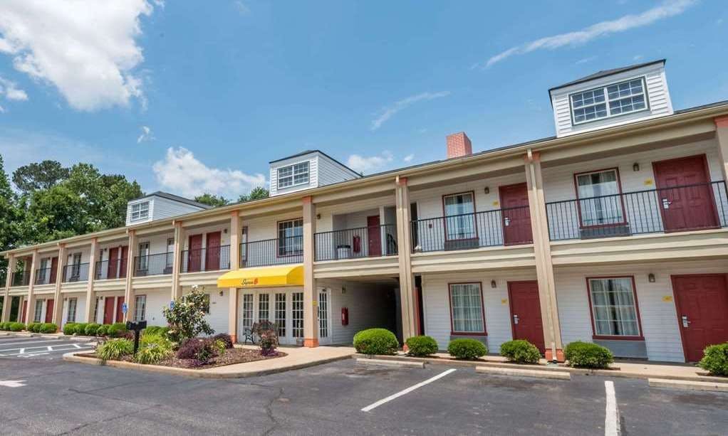 Super 8 by Wyndham Alexander City