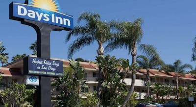 Days Inn by Wyndham San Diego Hotel Circle