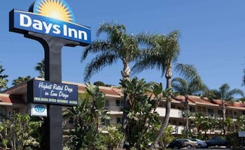 Days Inn by Wyndham San Diego Hotel Circle