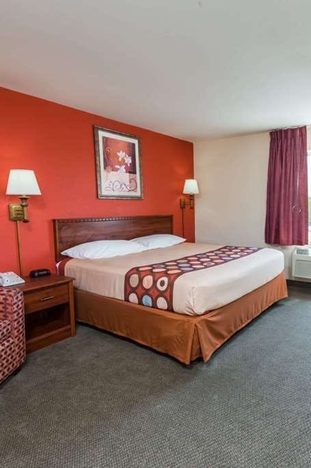 Hotel Super 8 by Wyndham St Robert Ft Leonard Wood Area photo 1