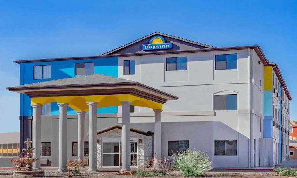 Days Inn by Wyndham Bernalillo