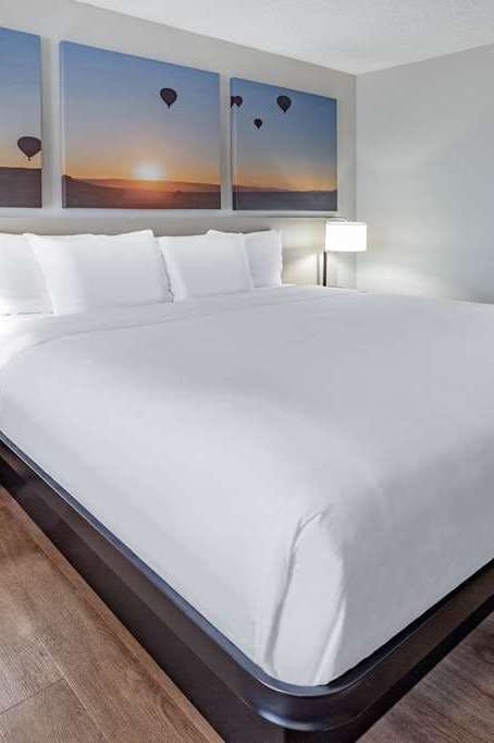 Hotel Days Inn by Wyndham Bernalillo photo 2