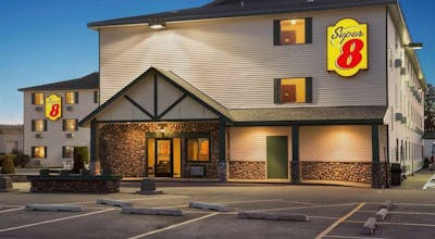Super 8 by Wyndham Coeur d'Alene