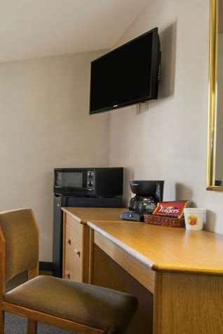 Hotel Super 8 by Wyndham Coeur d'Alene photo 3