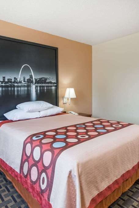 Hotel Super 8 by Wyndham Lebanon photo 1