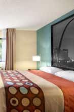 Hotel Super 8 Fairview Hgts St. Loui photo 1