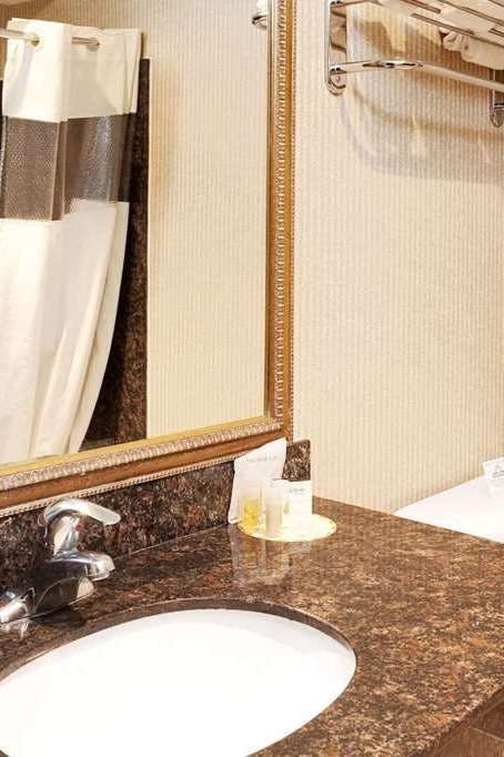 Hotel Days Inn & Suites by Wyndham Artesia photo 3