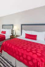 Hotel Ramada Springfield North photo 2