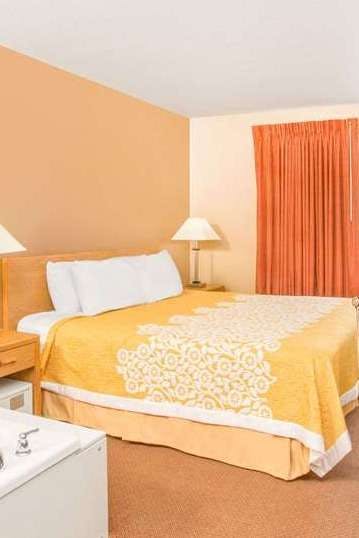 Hotel Days Inn Worthington photo 1