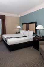 Hotel La Quinta Inn Ste SAV AP photo 1