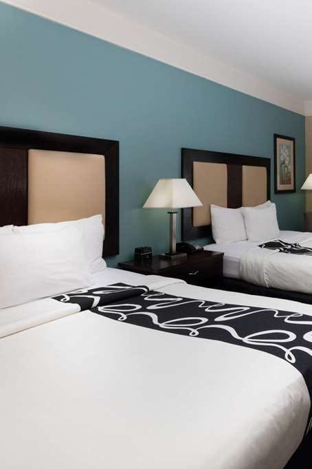 Hotel La Quinta Inn & Suites by Wyndham Savannah Airport - Pooler photo 2
