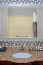 Hotel La Quinta Inn Ste SAV AP photo 4