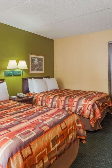 Hotel Days Inn by Wyndham Nashville Saint Thomas West Hospital photo 2